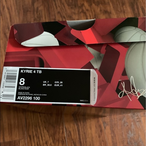 Kyrie size 8 men - Picture 7 of 7